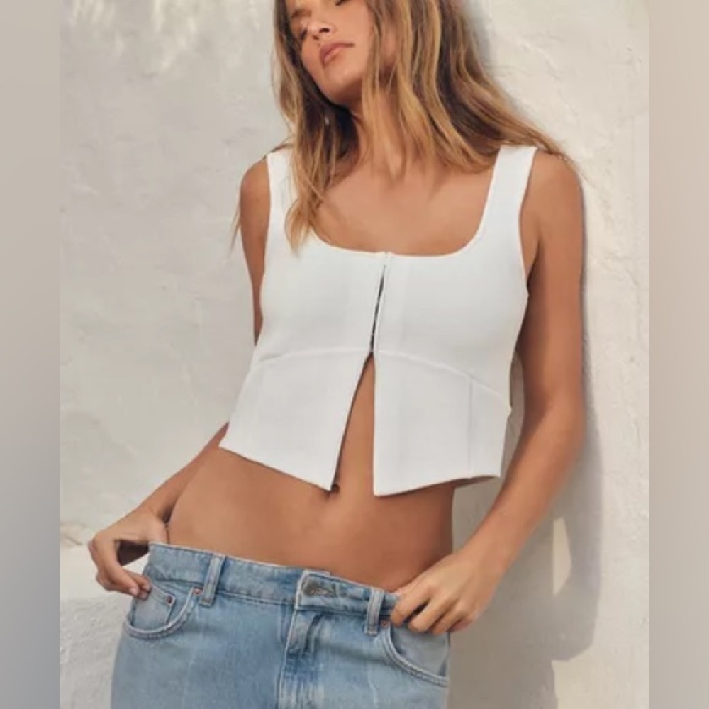 Zara Plain Knit‎ Crop Top Size M